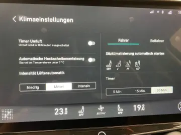 01 PHEV 1.5 Plug-in-Hybrid Automatik 360° Kamera
