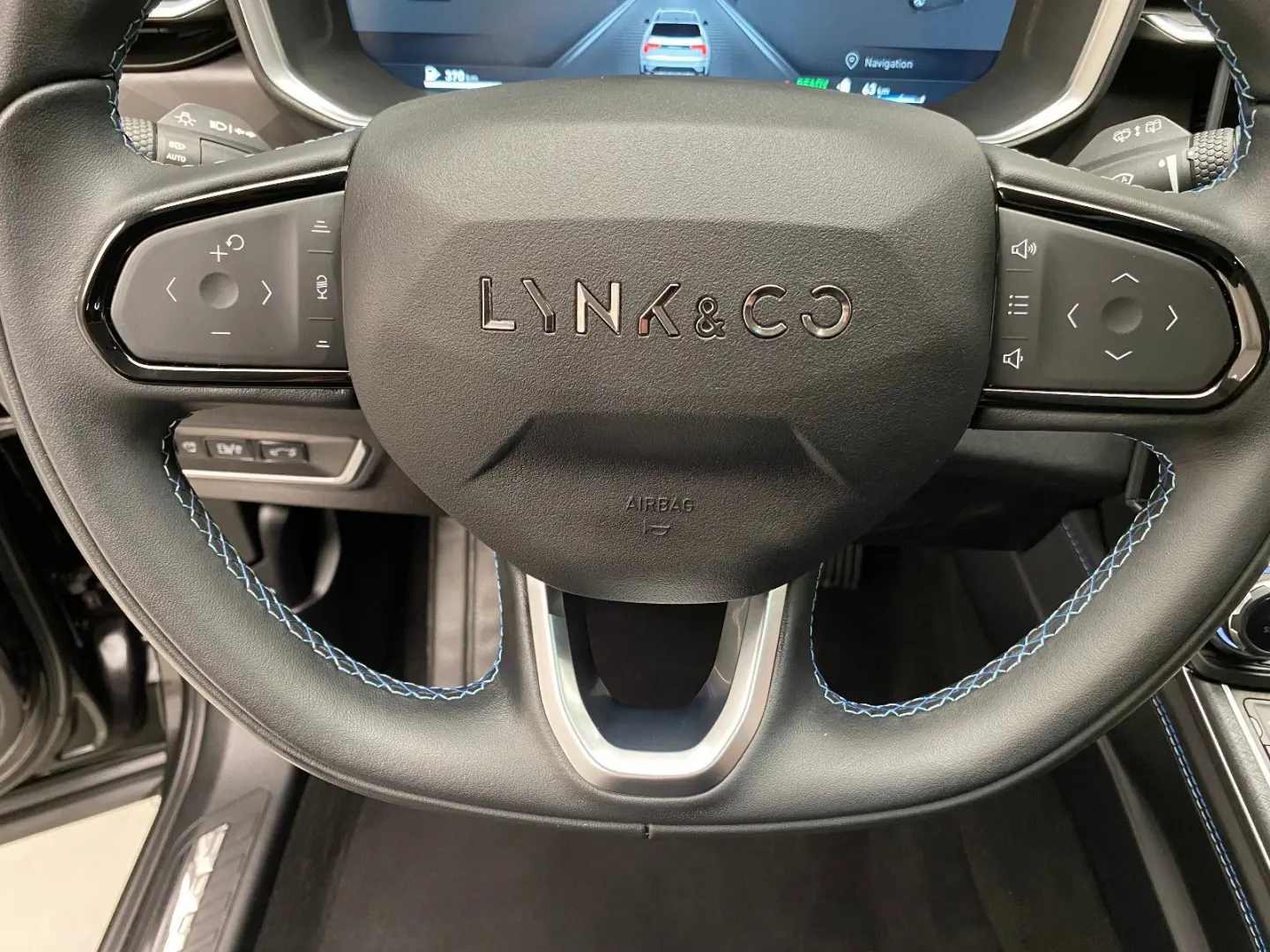 01 PHEV 1.5 Plug-in-Hybrid Automatik 360° Kamera