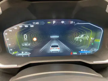 01 PHEV 1.5 Plug-in-Hybrid Automatik 360° Kamera