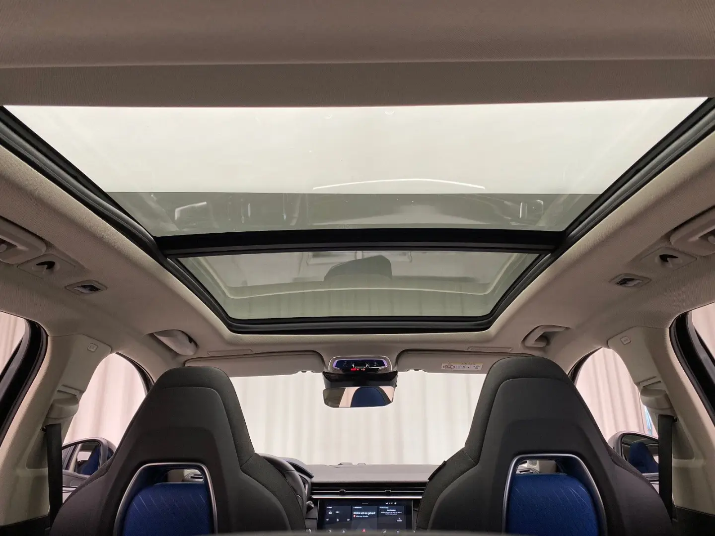 01 PHEV 1.5 Plug-in-Hybrid Automatik 360° Kamera