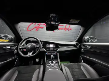 ALFA ROMEO GIULIA QUADRIFOGLIO 🍀, Full carbon, An 2022
