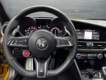 ALFA ROMEO GIULIA QUADRIFOGLIO 🍀, Full carbon, An 2022