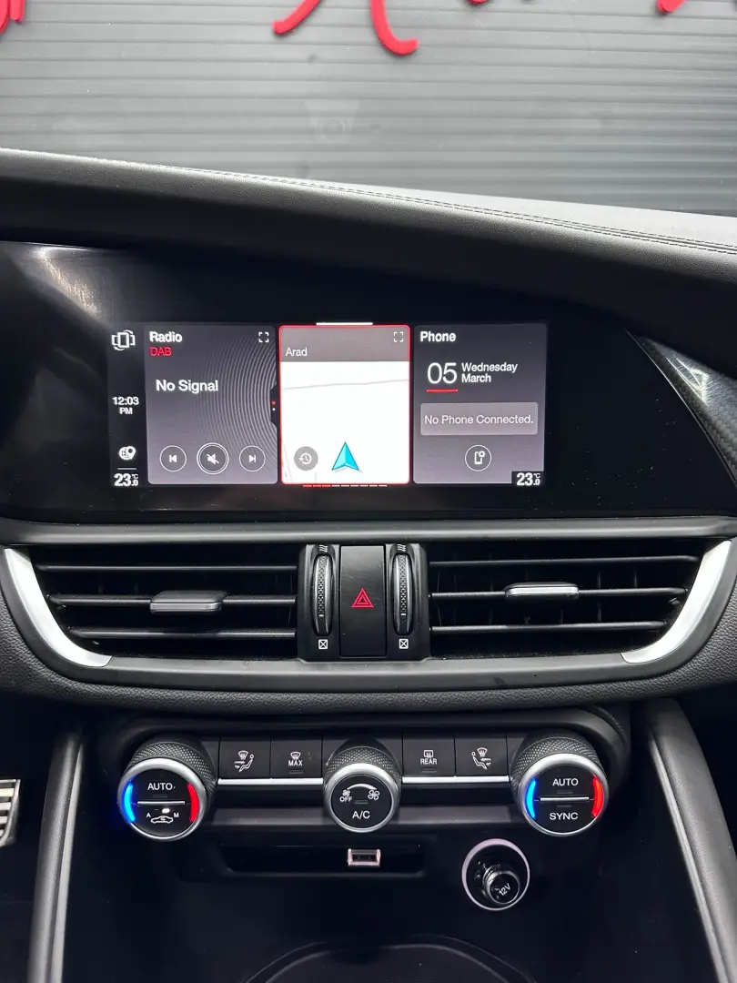ALFA ROMEO GIULIA QUADRIFOGLIO 🍀, Full carbon, An 2022