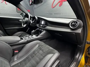 ALFA ROMEO GIULIA QUADRIFOGLIO 🍀, Full carbon, An 2022