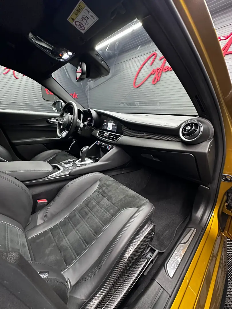 ALFA ROMEO GIULIA QUADRIFOGLIO 🍀, Full carbon, An 2022