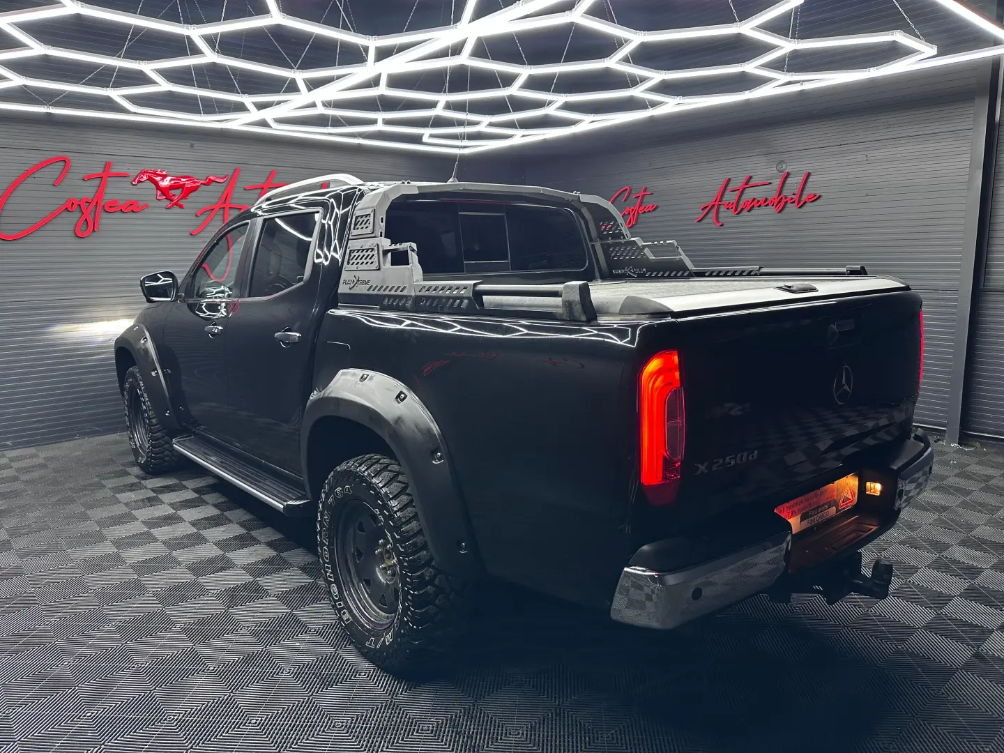 MERCEDES-BENZ X-KLASSE 250D, An 2019
