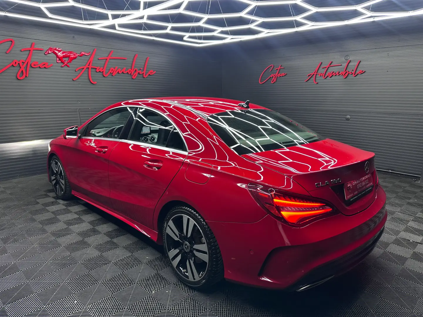 MERCEDES-BENZ CLA 180 AMG Line, 1.6 Benzina, An 2018