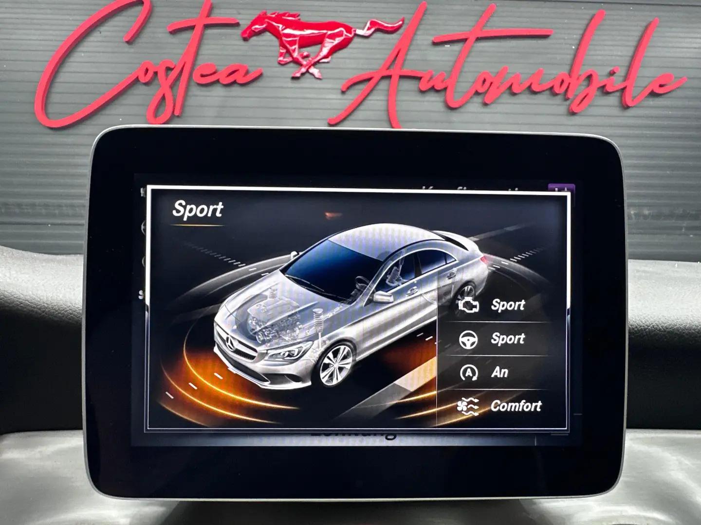MERCEDES-BENZ CLA 180 AMG Line, 1.6 Benzina, An 2018