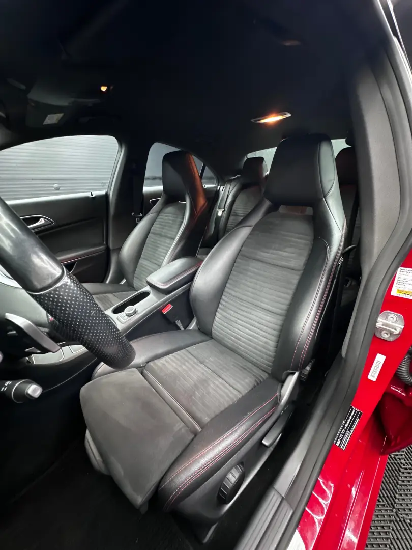 MERCEDES-BENZ CLA 180 AMG Line, 1.6 Benzina, An 2018