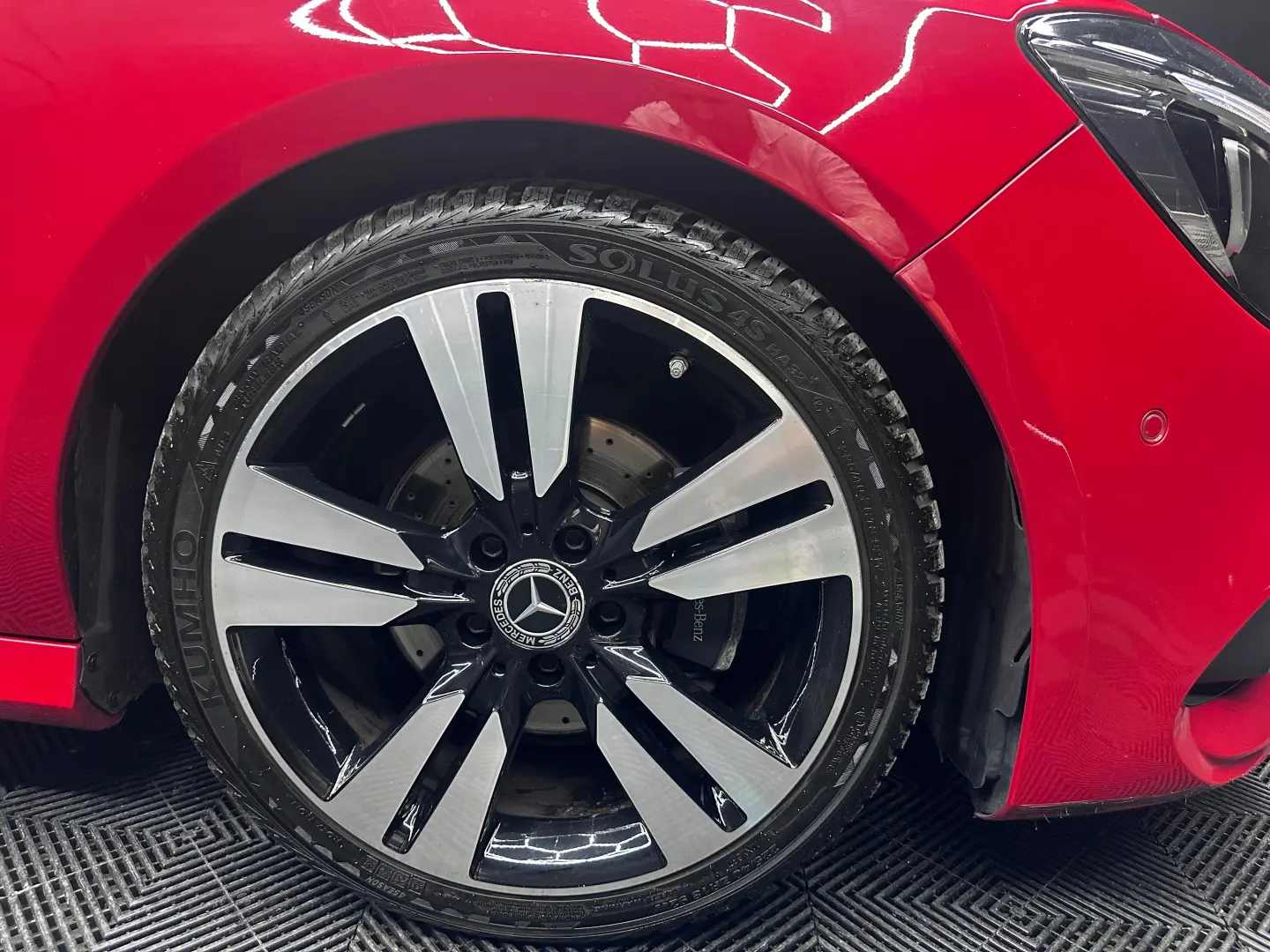 MERCEDES-BENZ CLA 180 AMG Line, 1.6 Benzina, An 2018