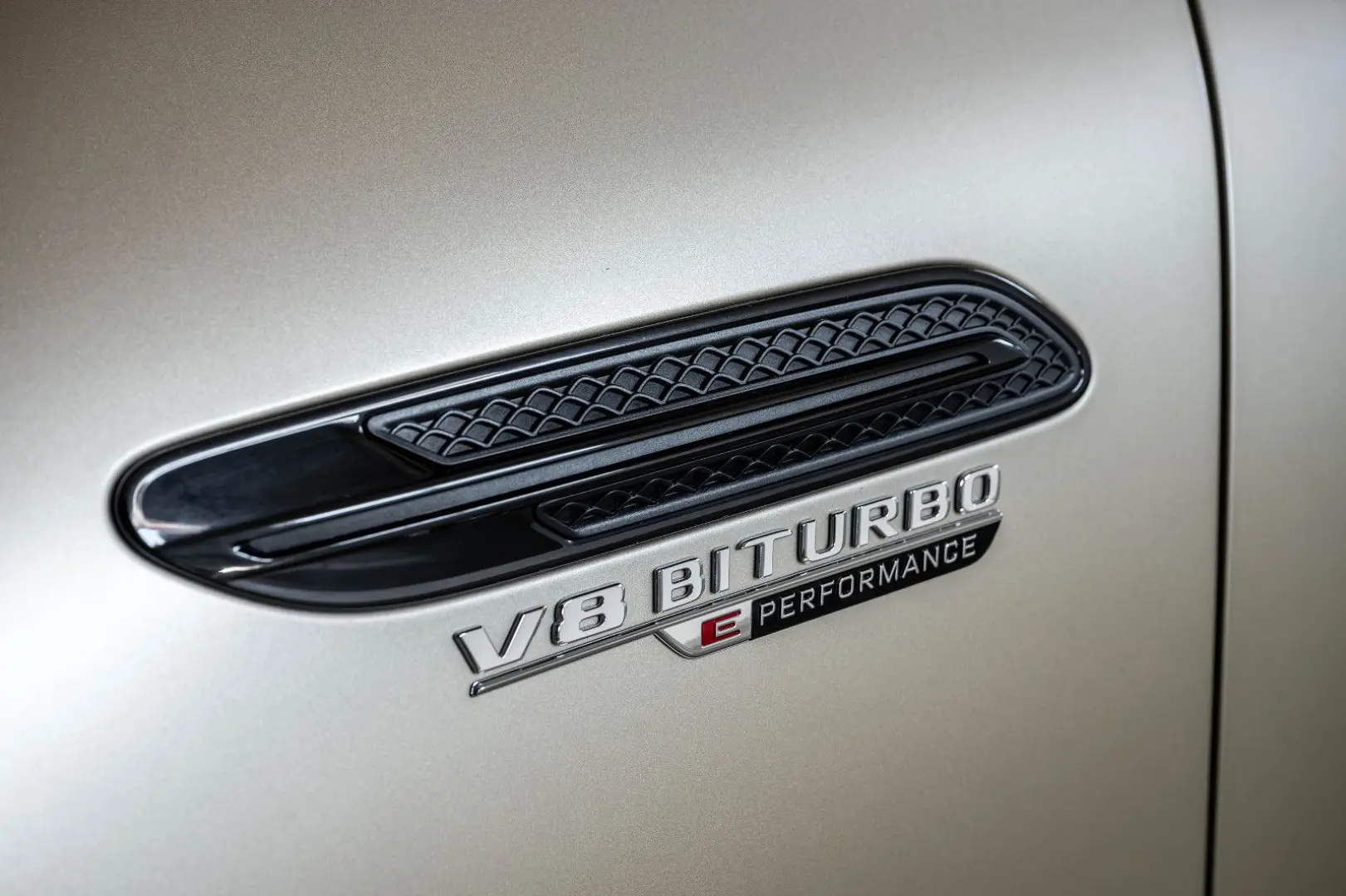 AMG GT 63 S E Perfo CARBON I+II MAGNO HIGH-CLASS