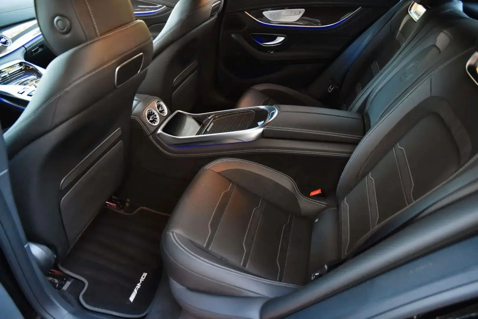 AMG GT 53 4-MATIC PREMIUMPLUS/CARBON/NIGHTPACK