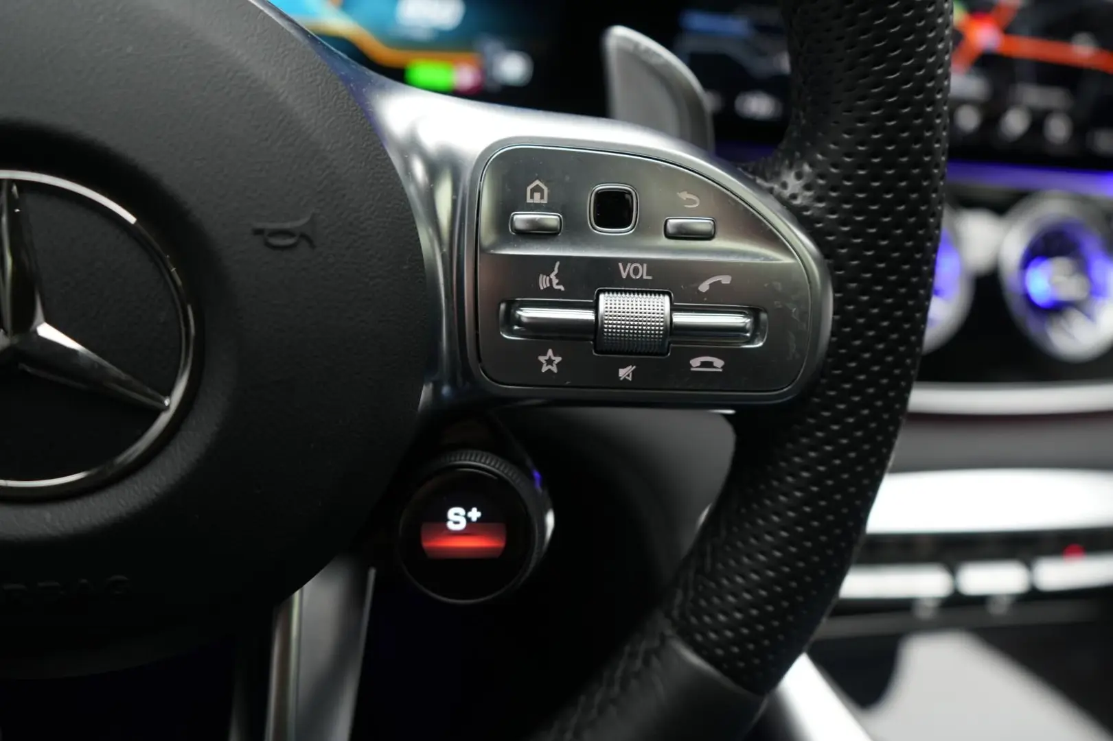 AMG GT 43 4Matic+ Coupe Speedshift TCT 9G Navi/L