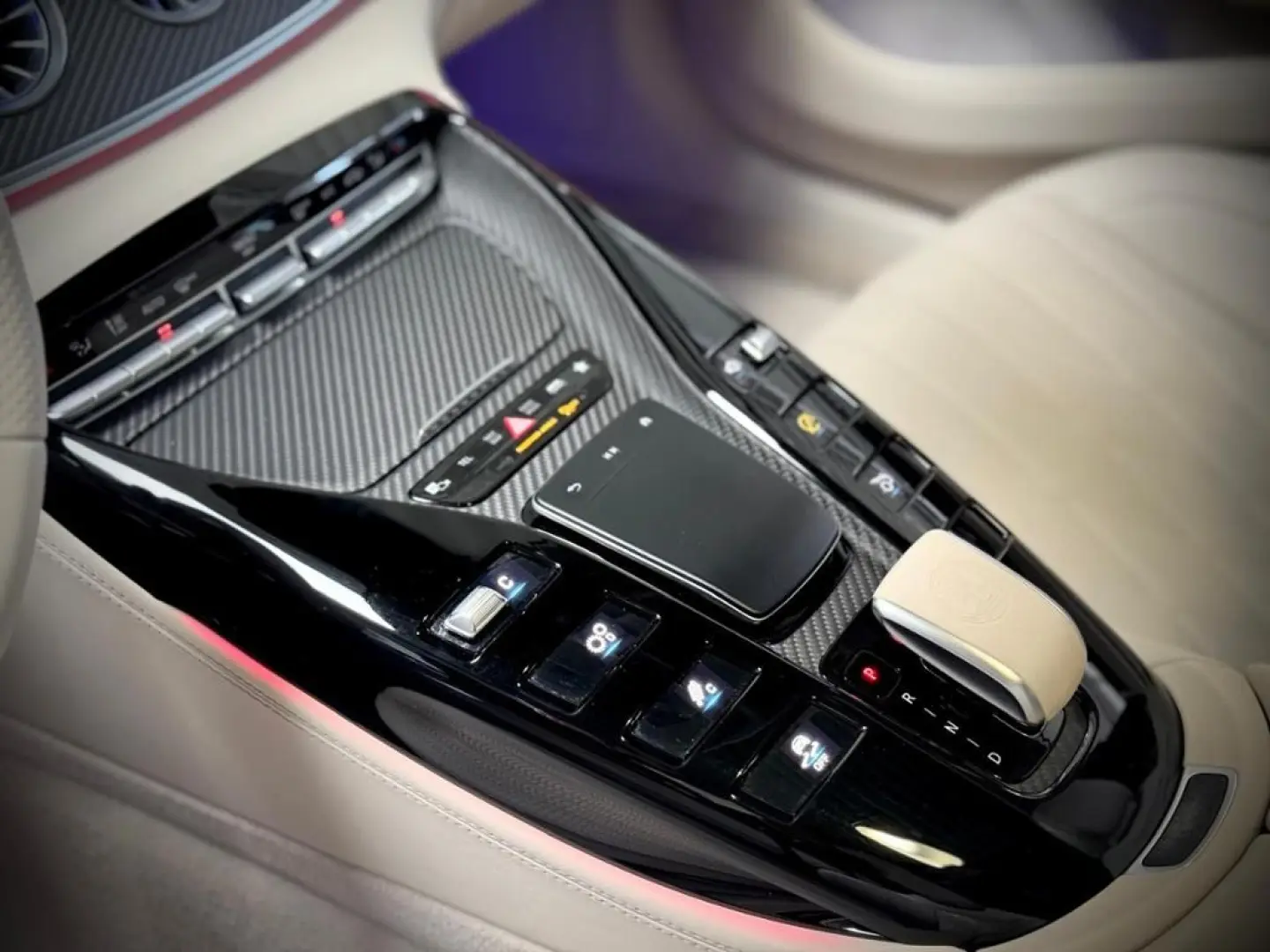 AMG GT 43 4M+ AMG+Memory+SDach+360+V8 Styling