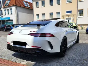 AMG GT 63 4M+ NIGHT CARBON SOFT DIST+ HUD BURM