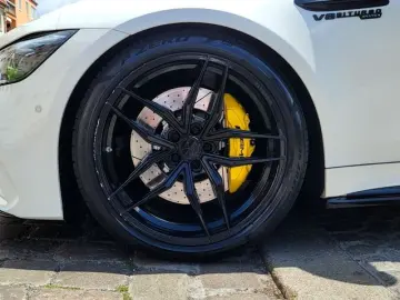 AMG GT 63 4M+ NIGHT CARBON SOFT DIST+ HUD BURM