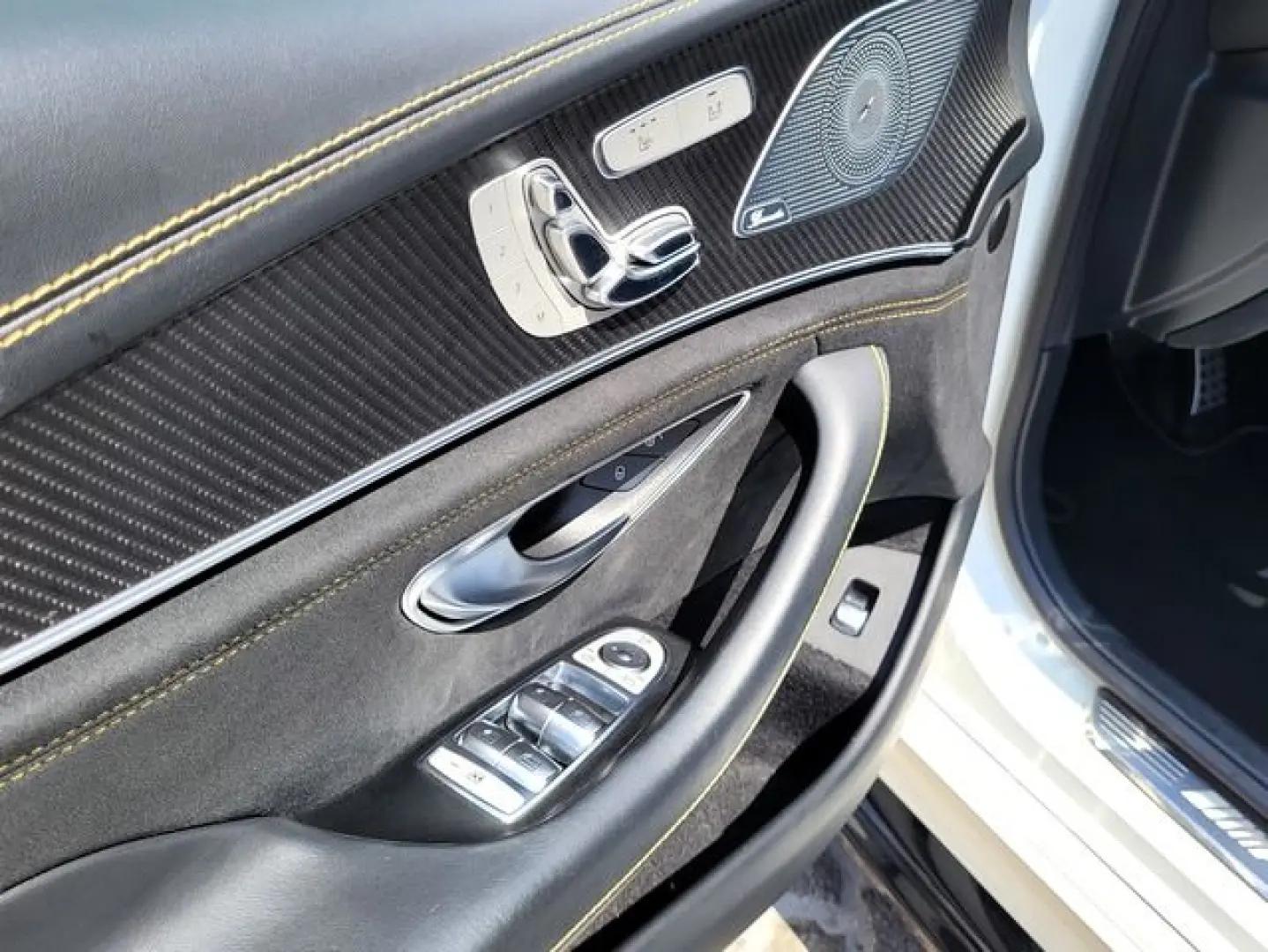 AMG GT 63 4M+ NIGHT CARBON SOFT DIST+ HUD BURM