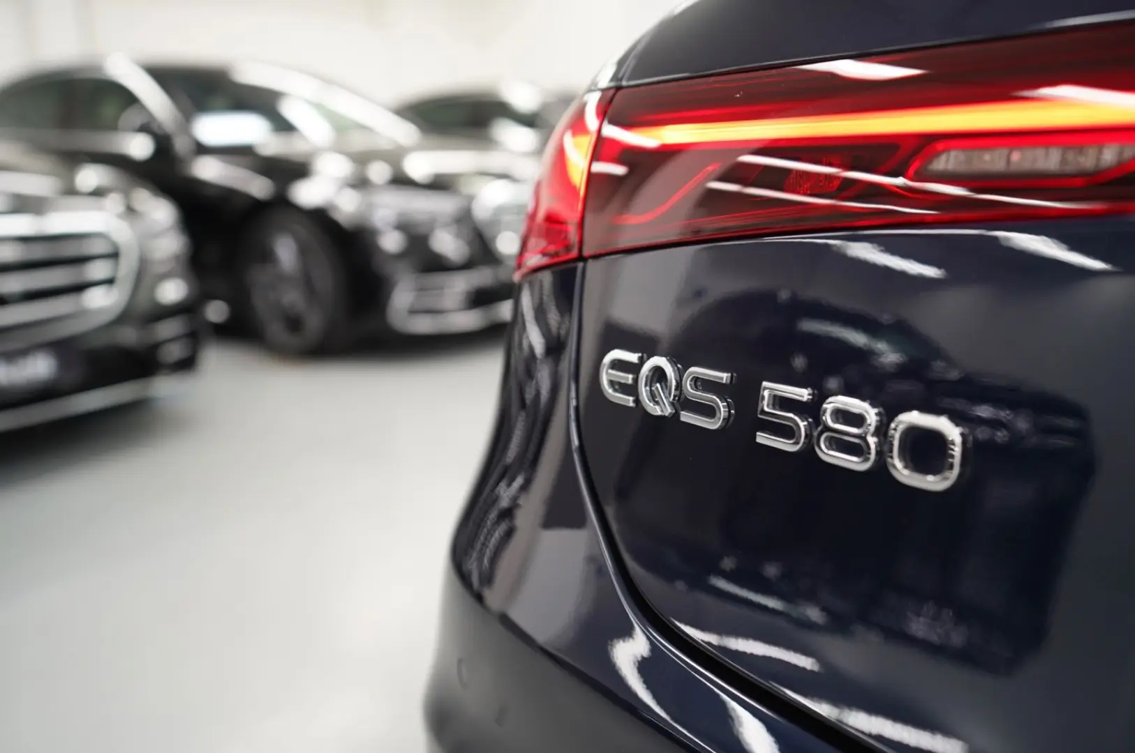EQS 580 4Matic AMG STYLING / PREMIUM PLUS  PAKET