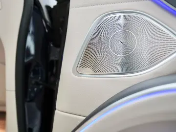 EQS 580 4Matic AMG STYLING / PREMIUM PLUS  PAKET