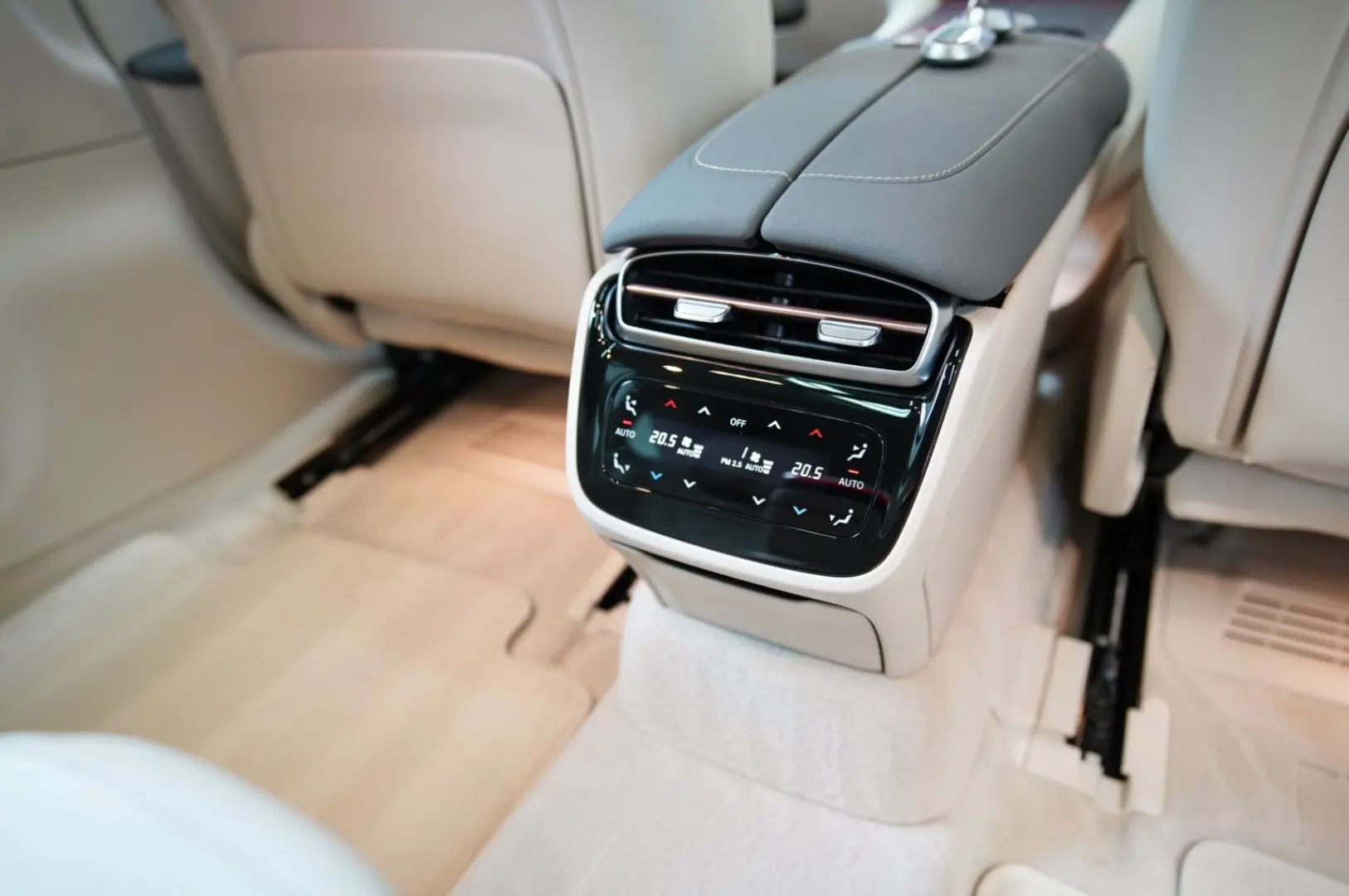 EQS 580 4Matic AMG STYLING / PREMIUM PLUS  PAKET