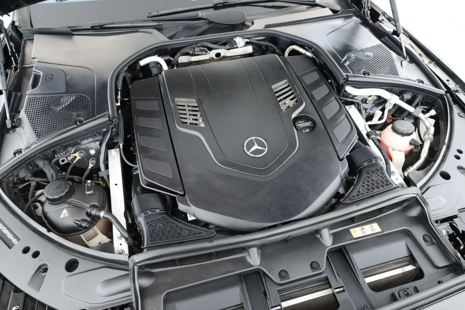 S 580 lang AMG DIGITAL Pano HUD HighEndFond 21