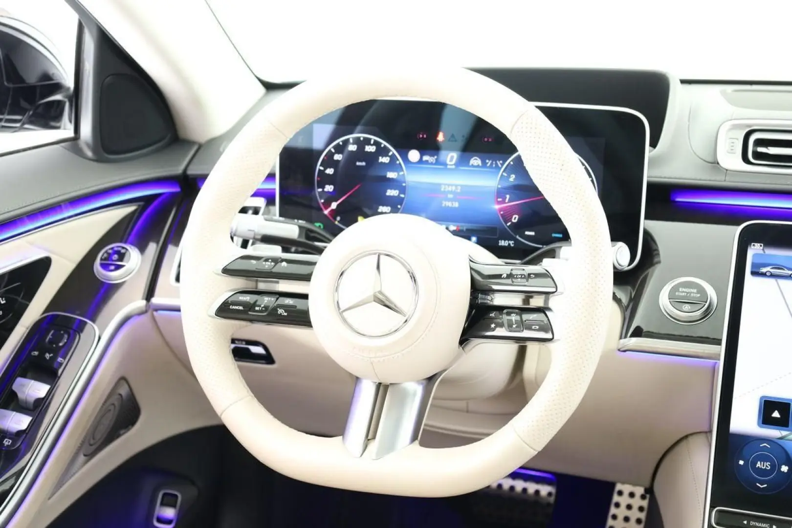 S 580 lang AMG DIGITAL Pano HUD HighEndFond 21