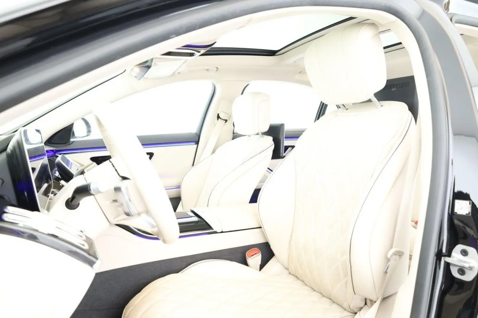 S 580 lang AMG DIGITAL Pano HUD HighEndFond 21