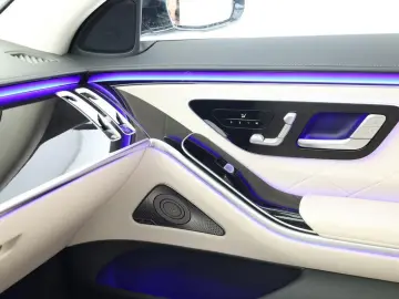 S 580 lang AMG DIGITAL Pano HUD HighEndFond 21