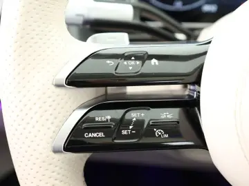 S 580 lang AMG DIGITAL Pano HUD HighEndFond 21