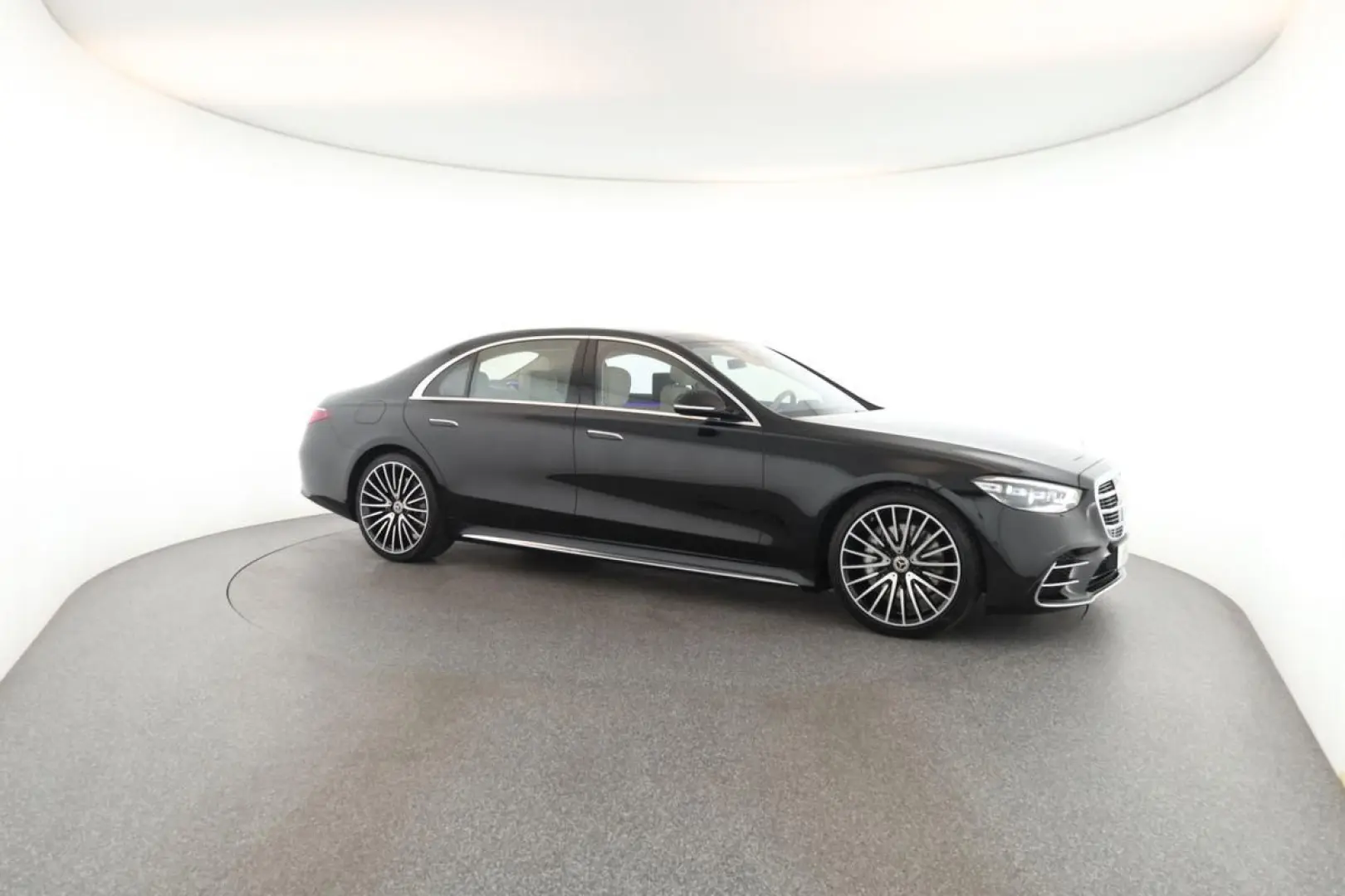 S 580 lang AMG DIGITAL Pano HUD HighEndFond 21