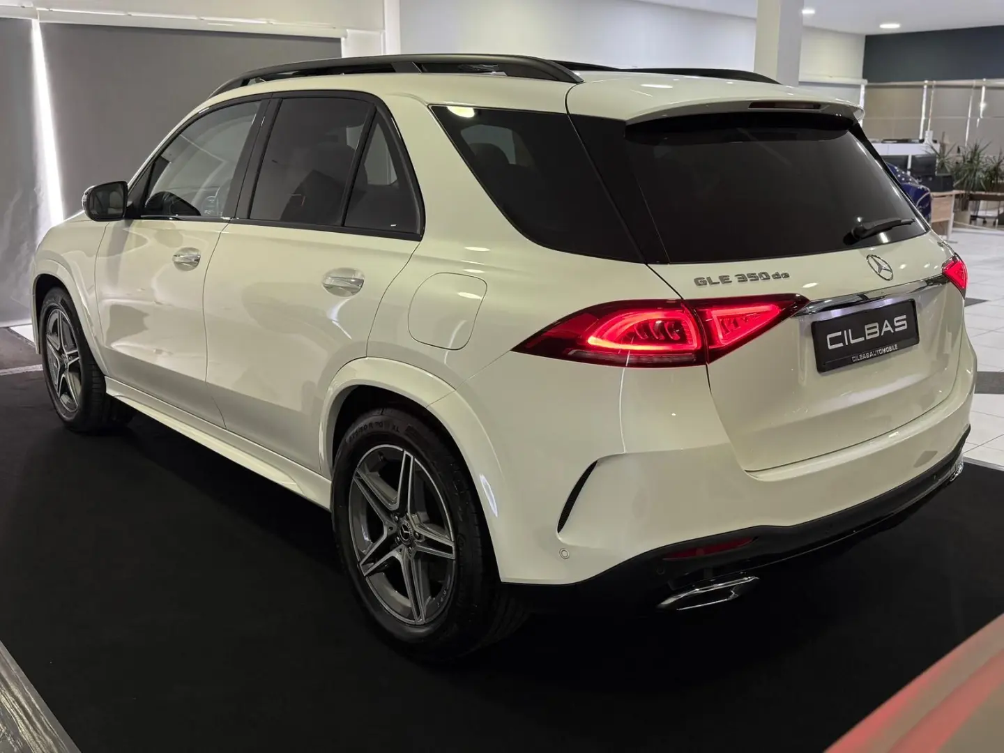 GLE 350 de AMG-Line *AIR*DIST*360*PANO*STHZ*HUD*