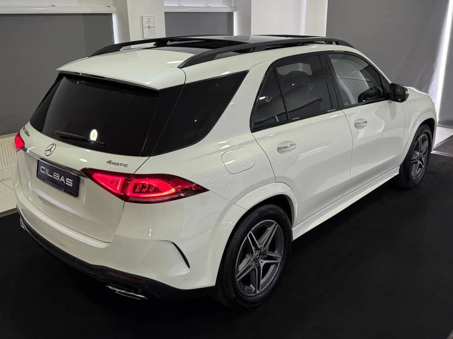 GLE 350 de AMG-Line *AIR*DIST*360*PANO*STHZ*HUD*