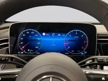 E 220d 220 d AMG Line Premium Plus 197hp HUD VAT