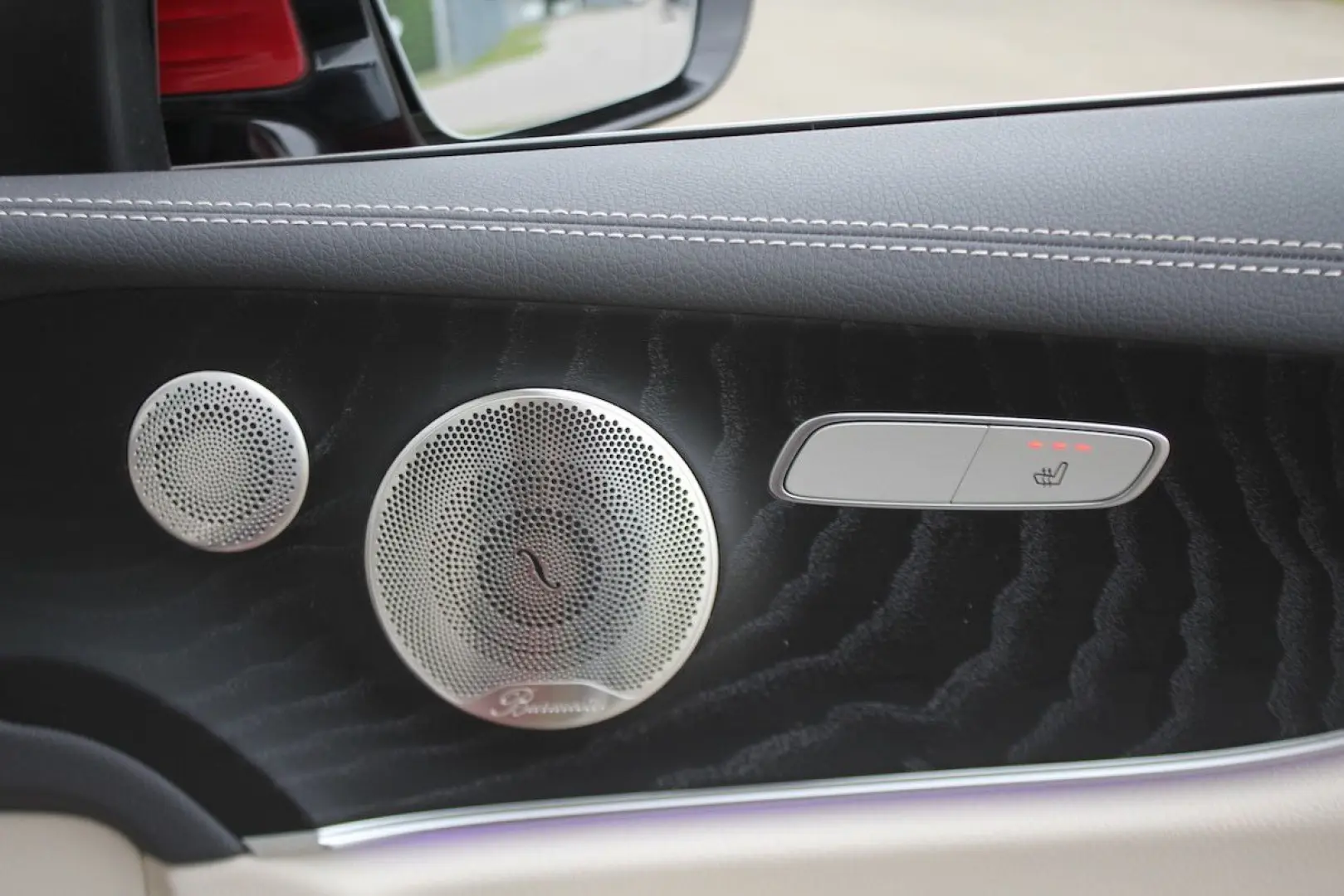 E 220 d Coupé Cp. PANORAMA Burmester AHK BEIGE
