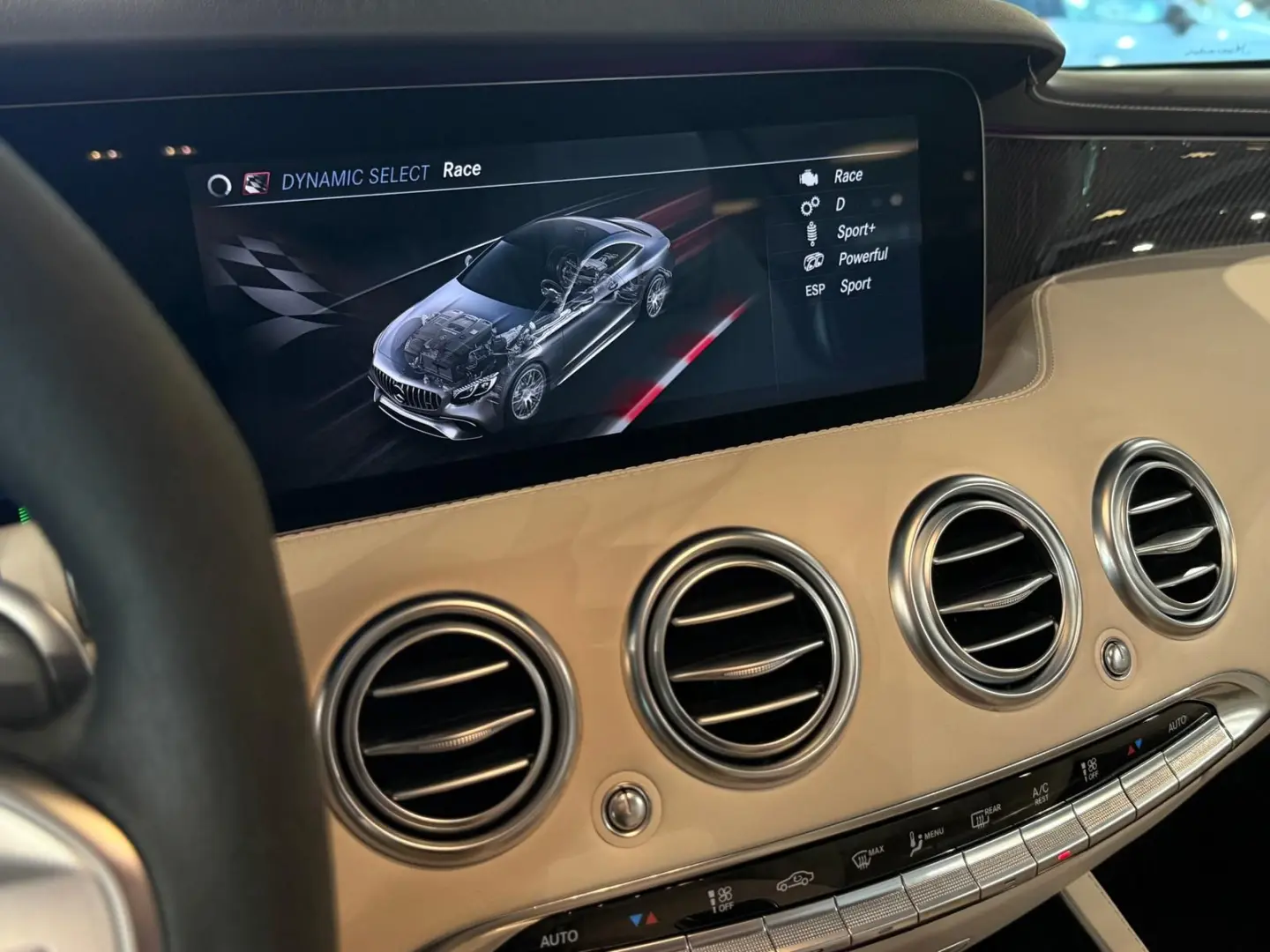 S 63 AMG 4M+*MagicSky*Keramik*Exklusiv*Carbon*TV