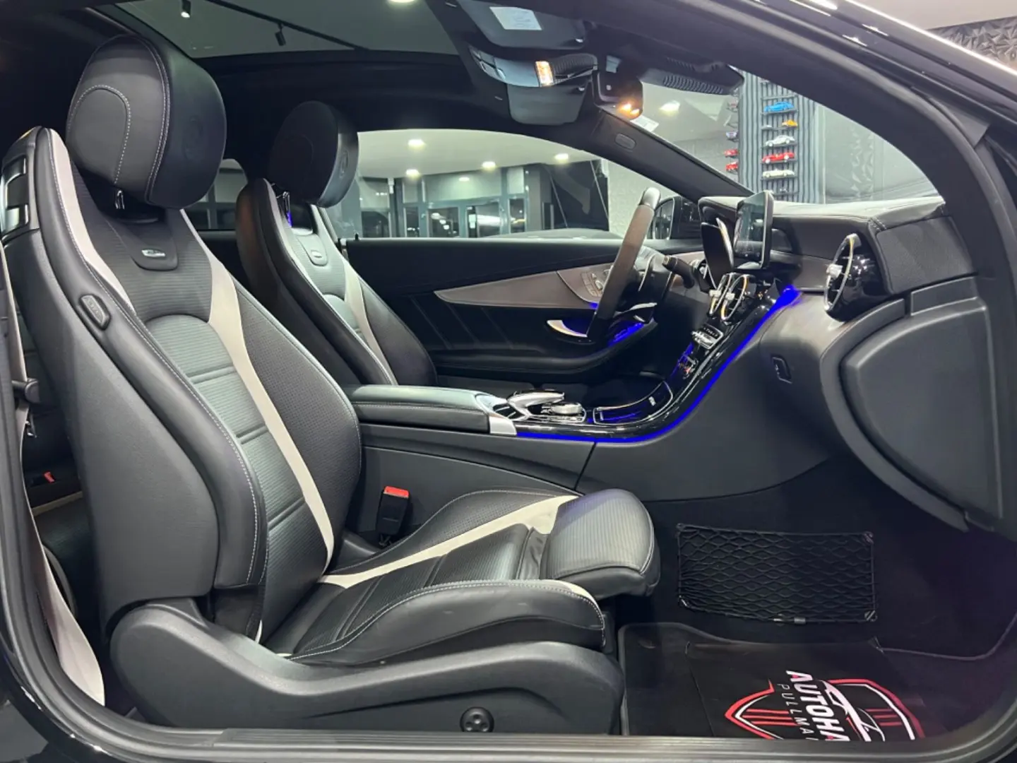 C 63 AMG S +PANO+CARBON+360*KAMERA+FAHRASS.