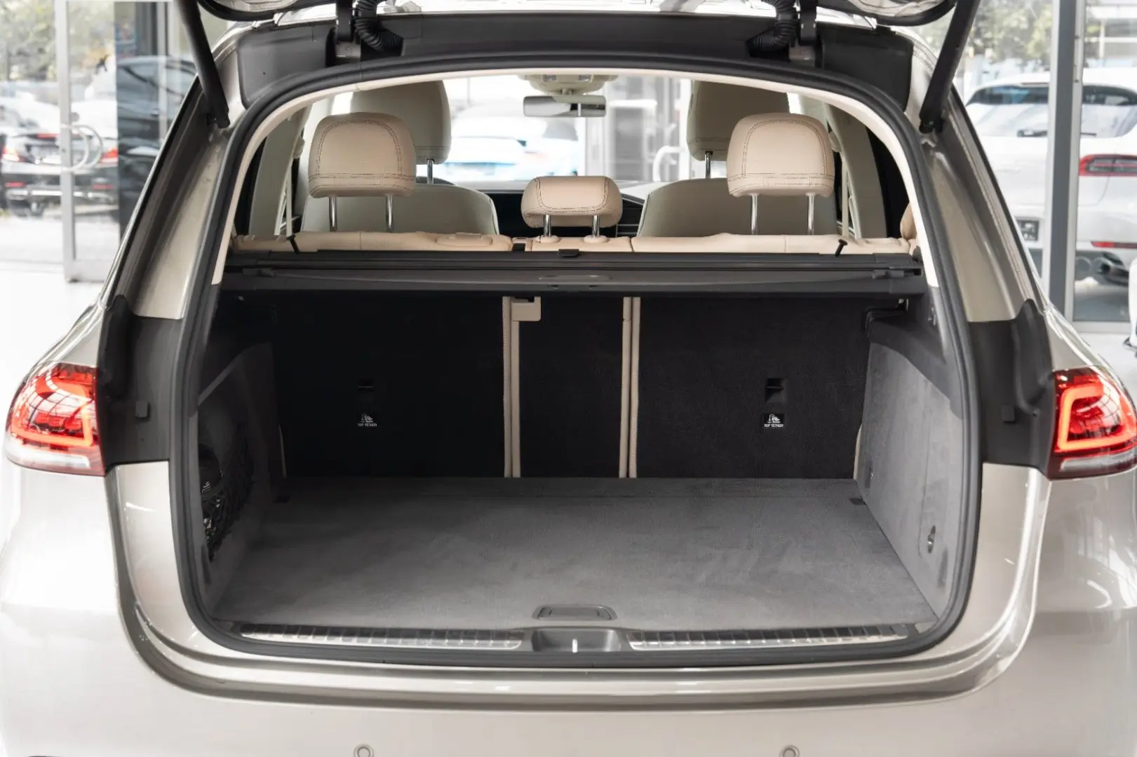 GLE 450 4Matic*1.HAND*MULTIBEAM*WALNUSSHOLZ*AHK*