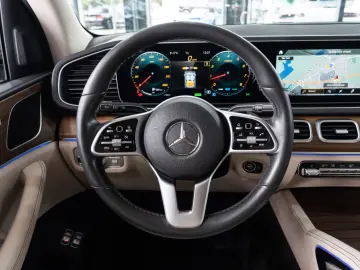 GLE 450 4Matic*1.HAND*MULTIBEAM*WALNUSSHOLZ*AHK*