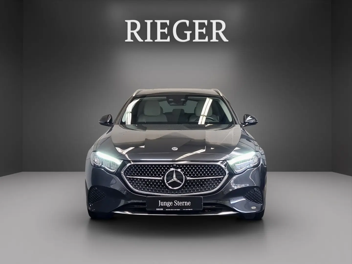 E 300 T de Avantgarde HUD*Spurhalte*Kamera*19