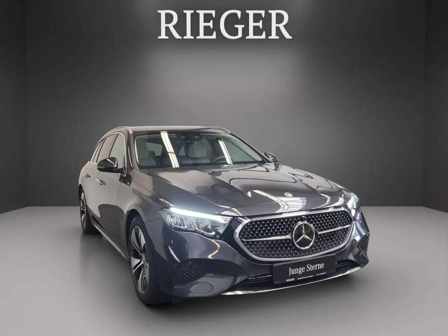 E 300 T de Avantgarde HUD*Spurhalte*Kamera*19