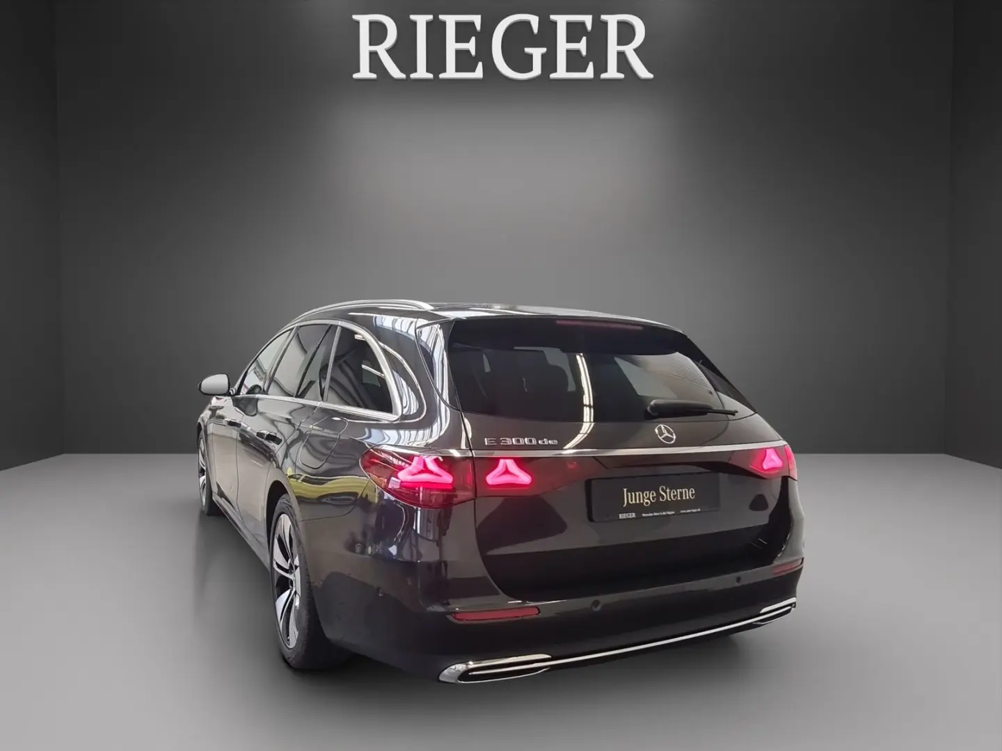 E 300 T de Avantgarde HUD*Spurhalte*Kamera*19