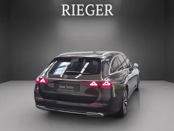 E 300 T de Avantgarde HUD*Spurhalte*Kamera*19