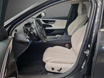 E 300 T de Avantgarde HUD*Spurhalte*Kamera*19