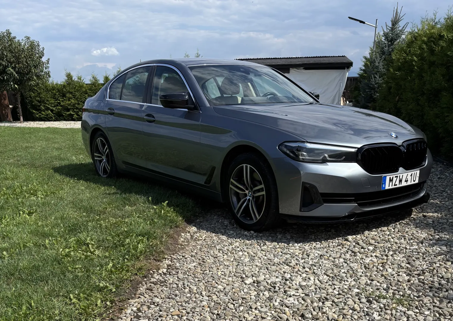 BMW 530