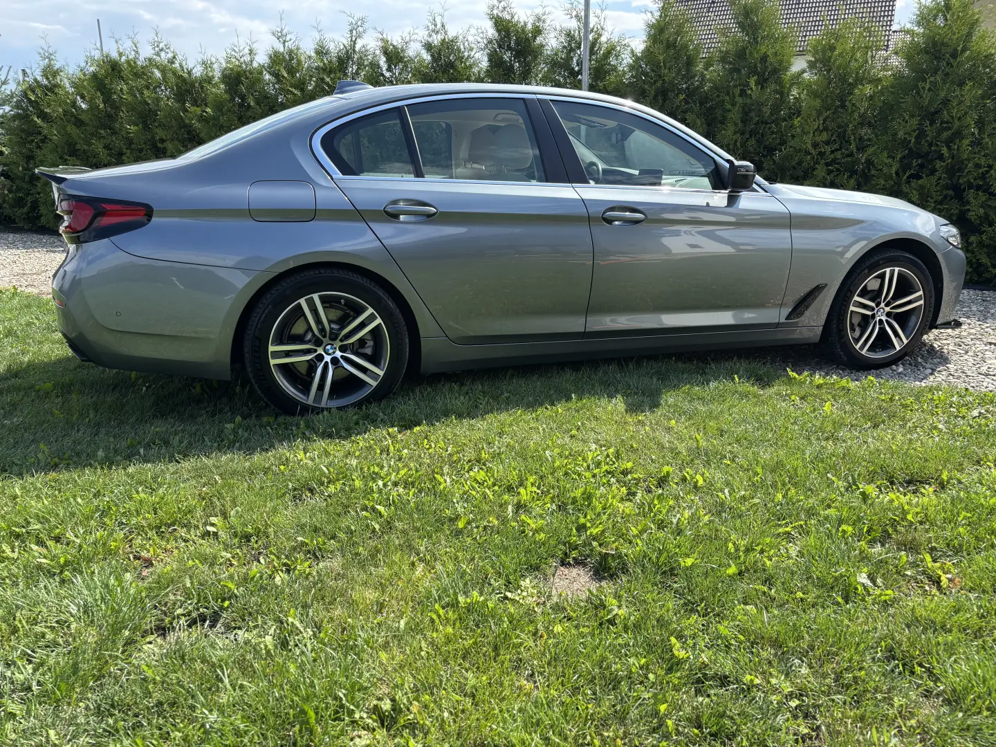 BMW 530