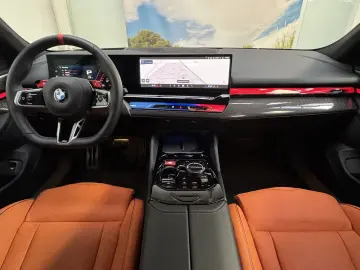 M5 Lim. ACC Sitzlüftung Drivers CarbonExt. B&W