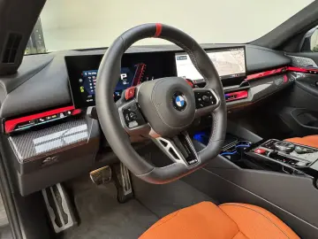 M5 Lim. ACC Sitzlüftung Drivers CarbonExt. B&W