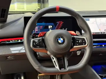M5 Lim. ACC Sitzlüftung Drivers CarbonExt. B&W