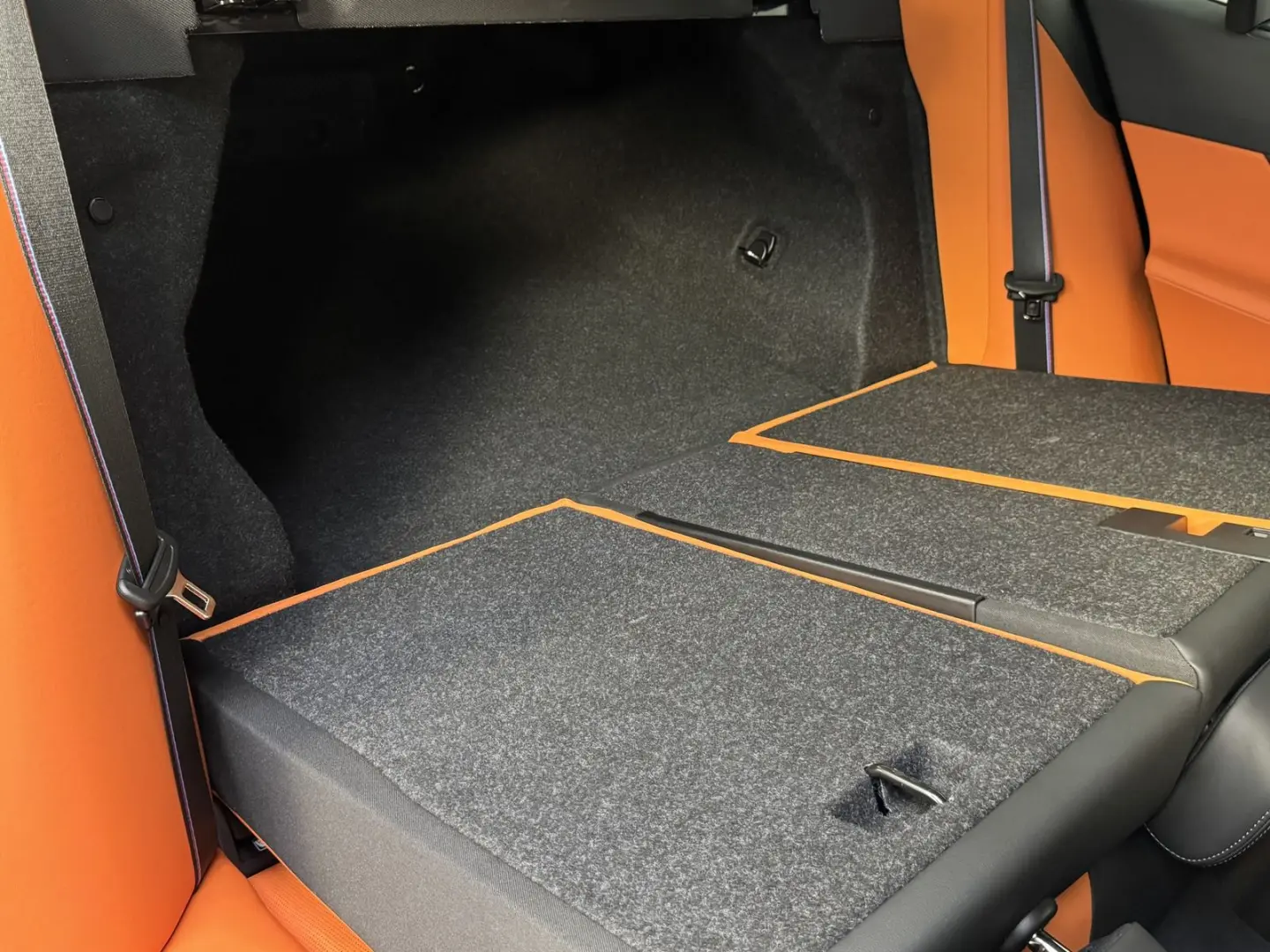 M5 Lim. ACC Sitzlüftung Drivers CarbonExt. B&W