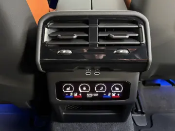 M5 Lim. ACC Sitzlüftung Drivers CarbonExt. B&W
